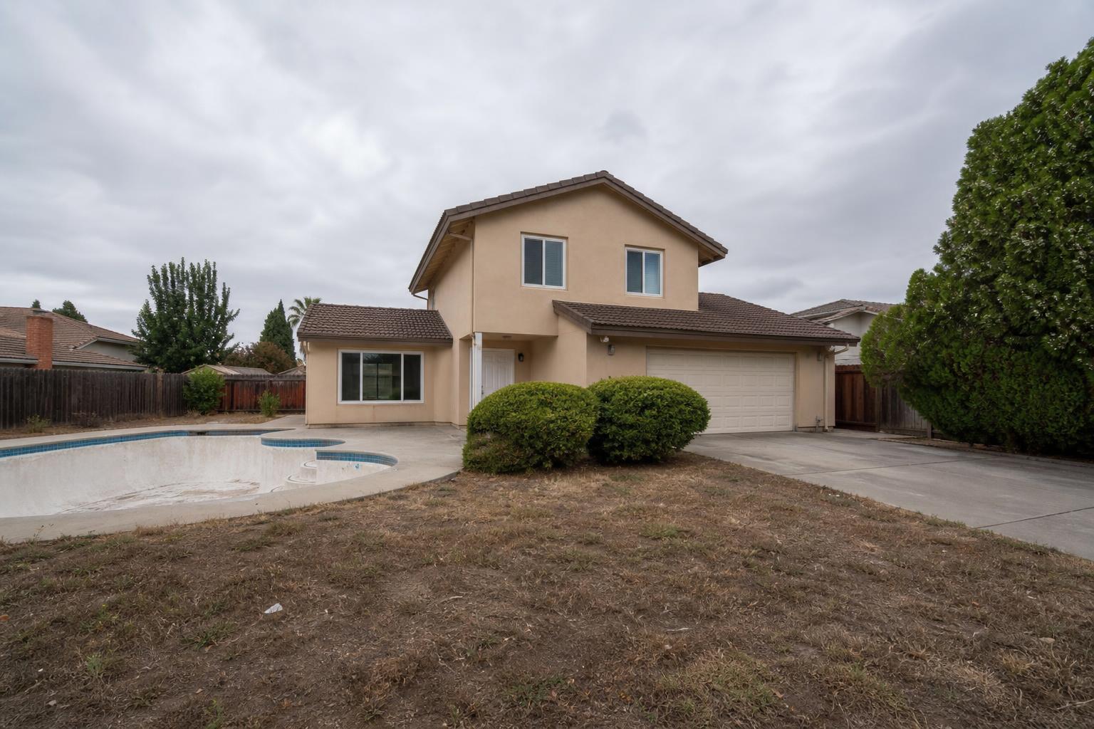 Exterior design AI — restyle your home's exterior from one photo